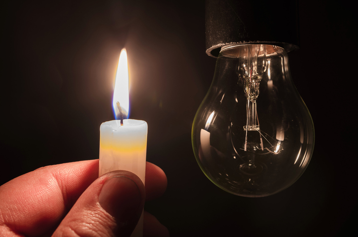 Apagão: riscos, causas e como se preparar para a falta de energia